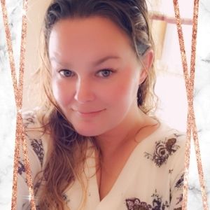 Meet your Posher, Krystle